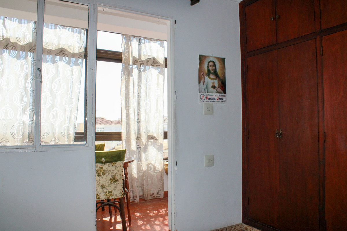 Penthouse in Nerja-25