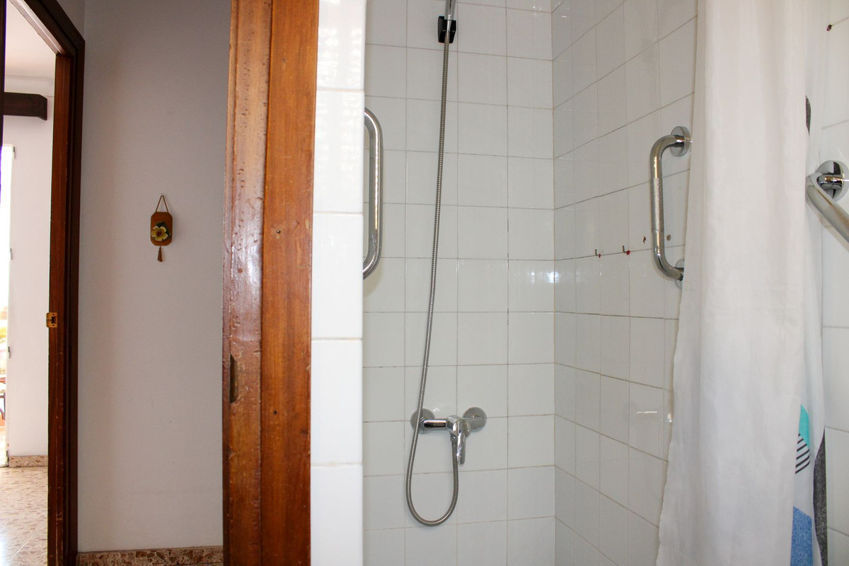 Penthouse in Nerja-30