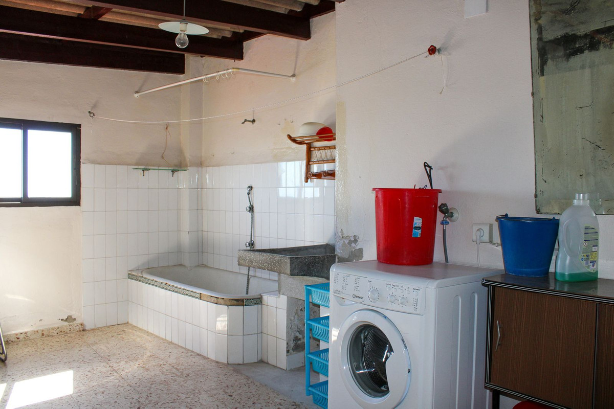 Penthouse in Nerja-33