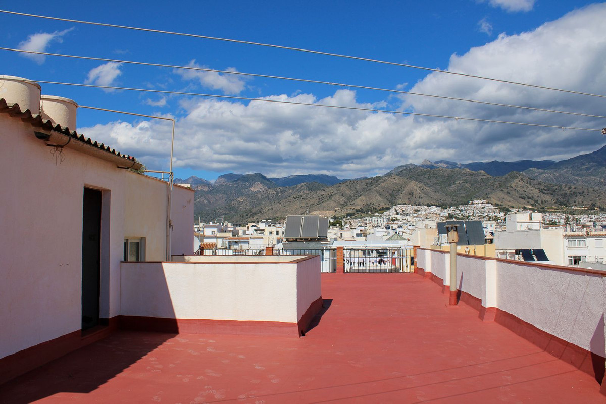 Penthouse in Nerja-36