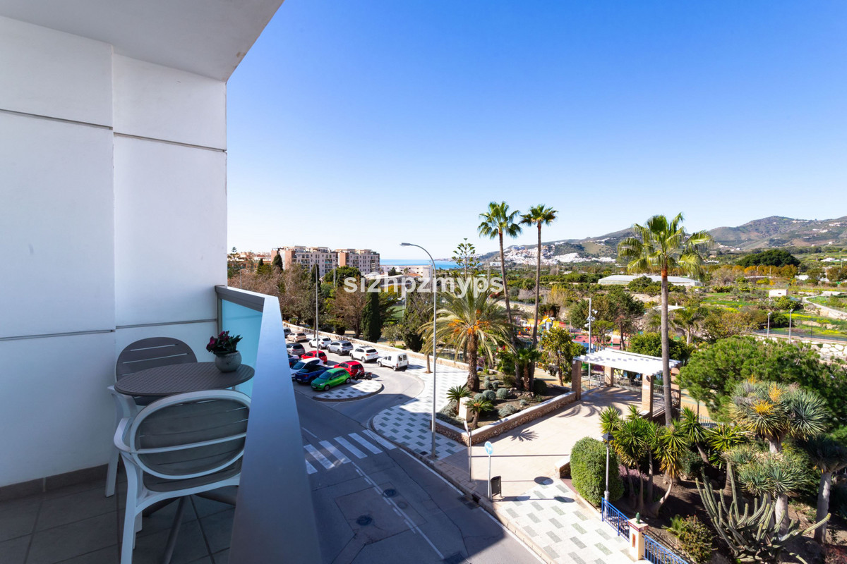 Bovenverdieping Appartement in Nerja-10