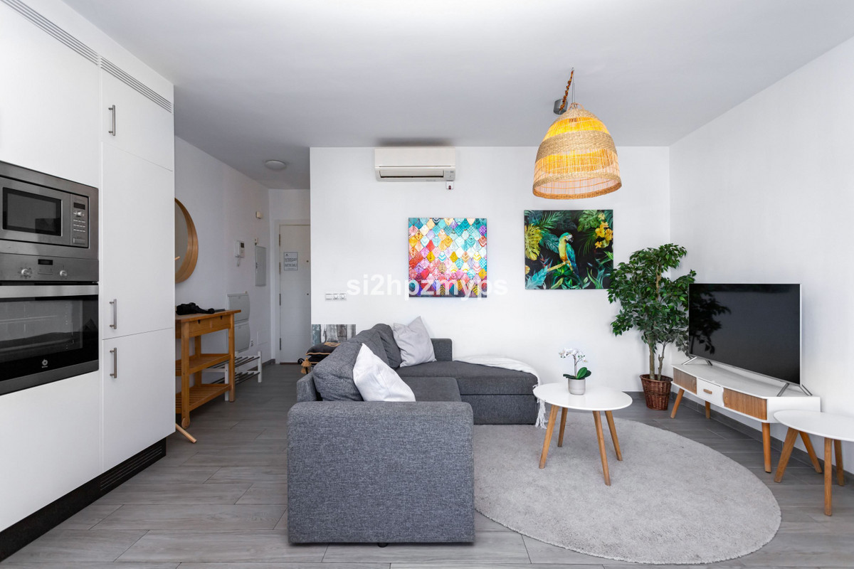 Bovenverdieping Appartement in Nerja-11