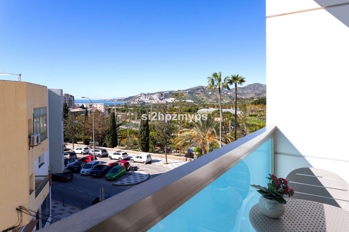 Bovenverdieping Appartement in Nerja-21