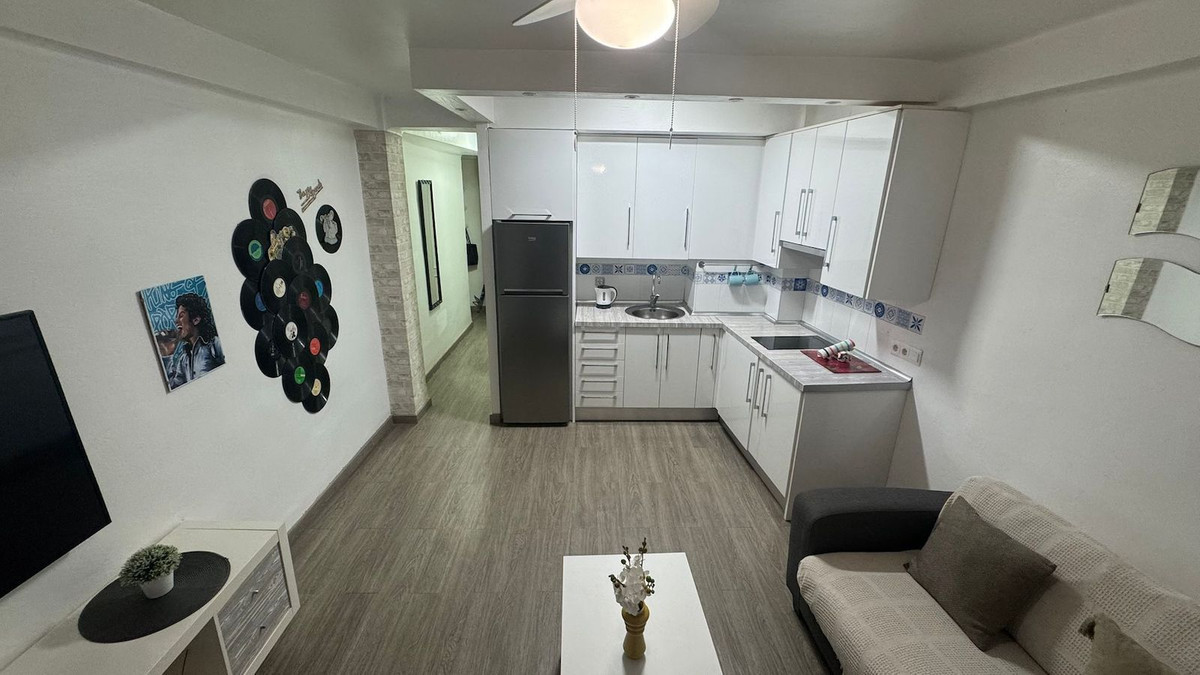 Apartment for sale in Nerja | 1 bedrooms H5039032
