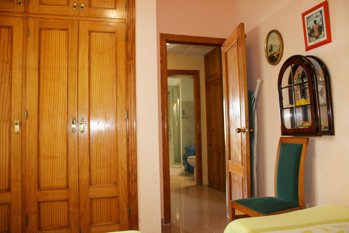 Bovenverdieping Appartement in Nerja-5
