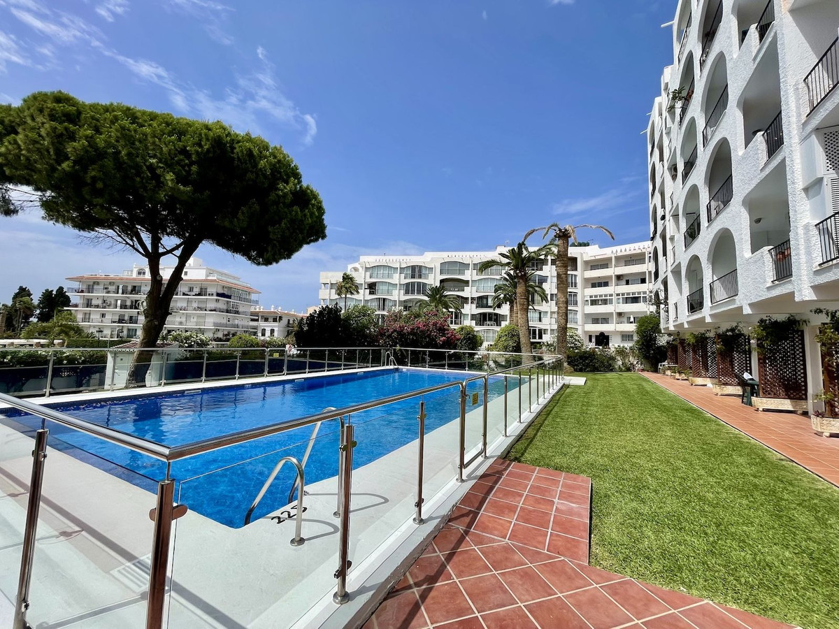 Appartement te koop in Nerja | 1 slaapkamers H5075434