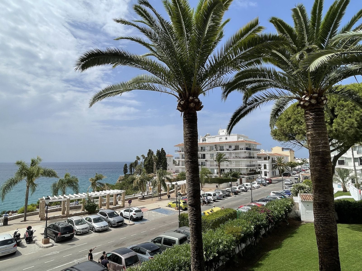 Appartement te koop in Nerja | 1 slaapkamers H5075434