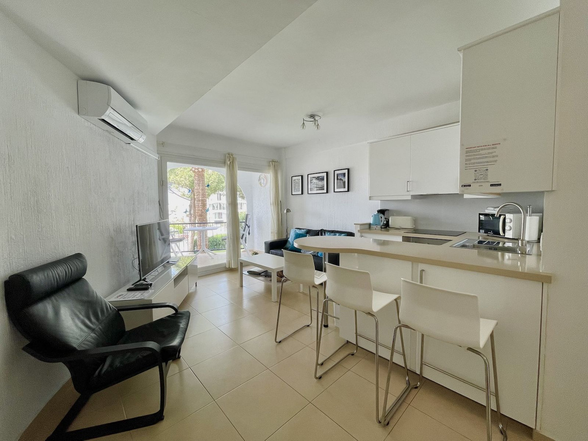Appartement te koop in Nerja | 1 slaapkamers H5075434
