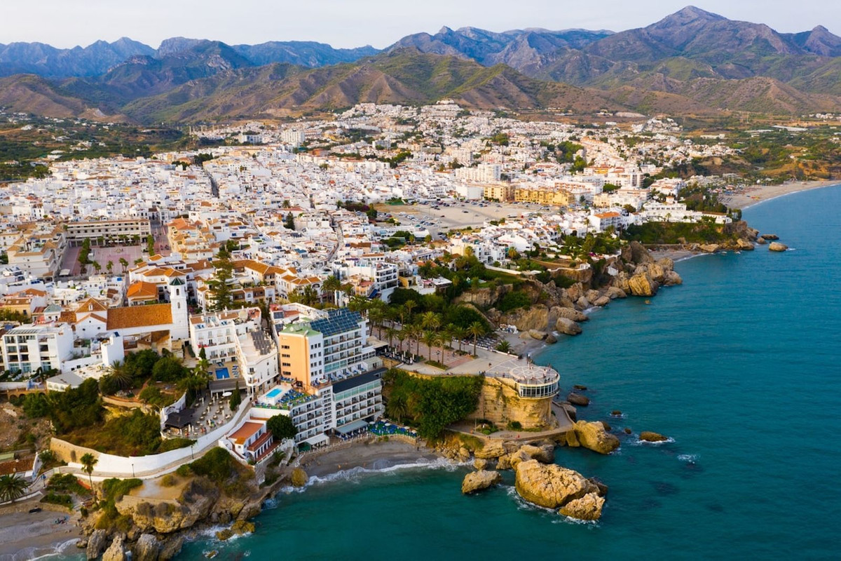 Appartement te koop in Nerja | 0 slaapkamers H5114623