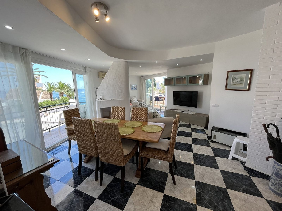 Appartement te koop in Nerja | 2 slaapkamers H5116705