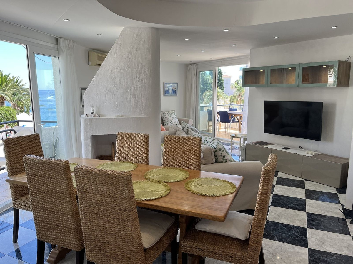 Appartement te koop in Nerja | 2 slaapkamers H5116705