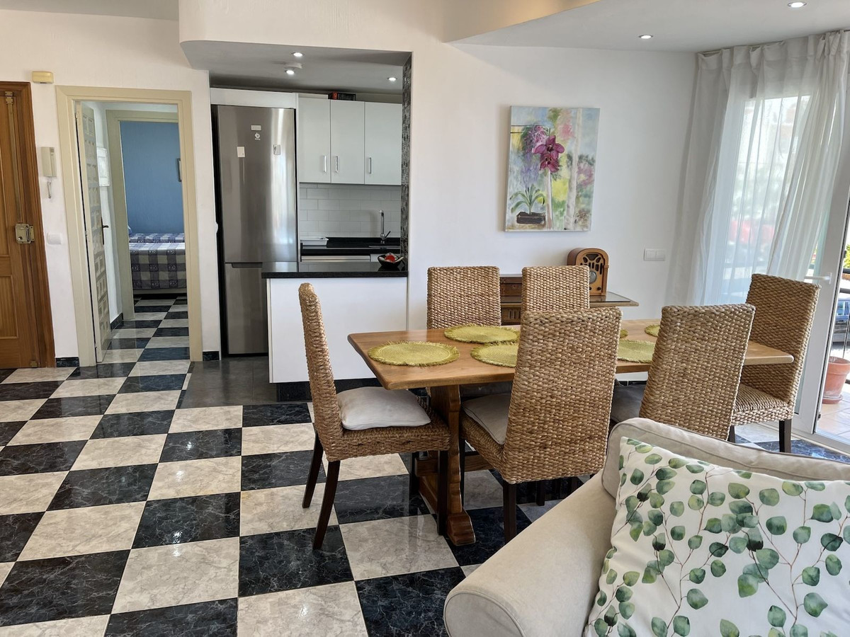 Appartement te koop in Nerja | 2 slaapkamers H5116705