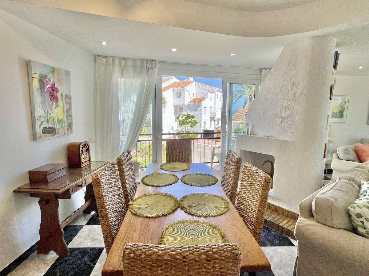 Appartement te koop in Nerja | 2 slaapkamers H5116705