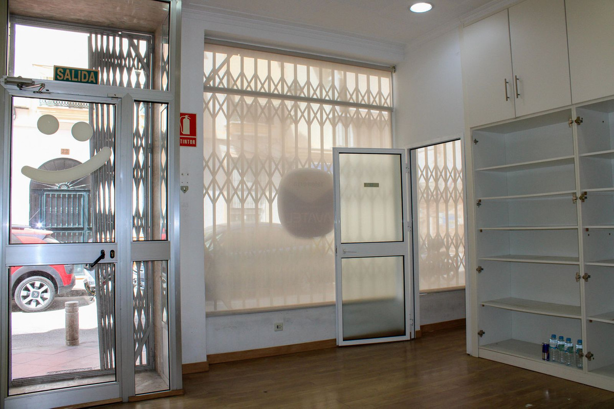 Appartement te koop in Nerja | 5 slaapkamers H5130907
