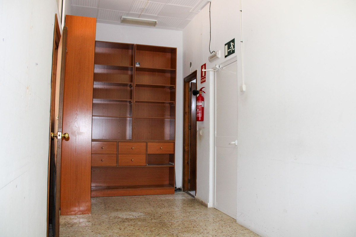 Appartement te koop in Nerja | 5 slaapkamers H5130907
