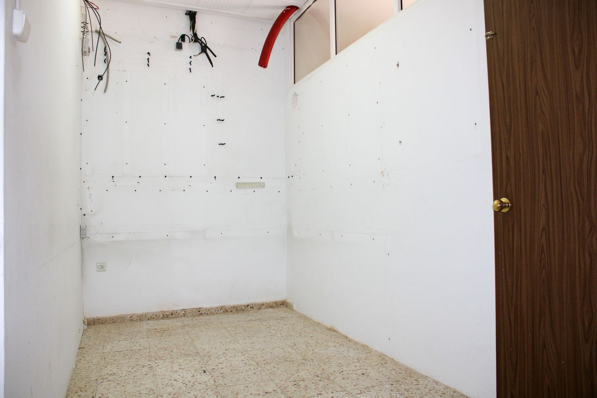 Appartement te koop in Nerja | 5 slaapkamers H5130907