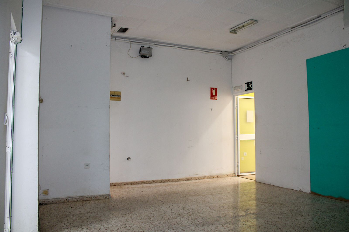 Appartement te koop in Nerja | 5 slaapkamers H5130907