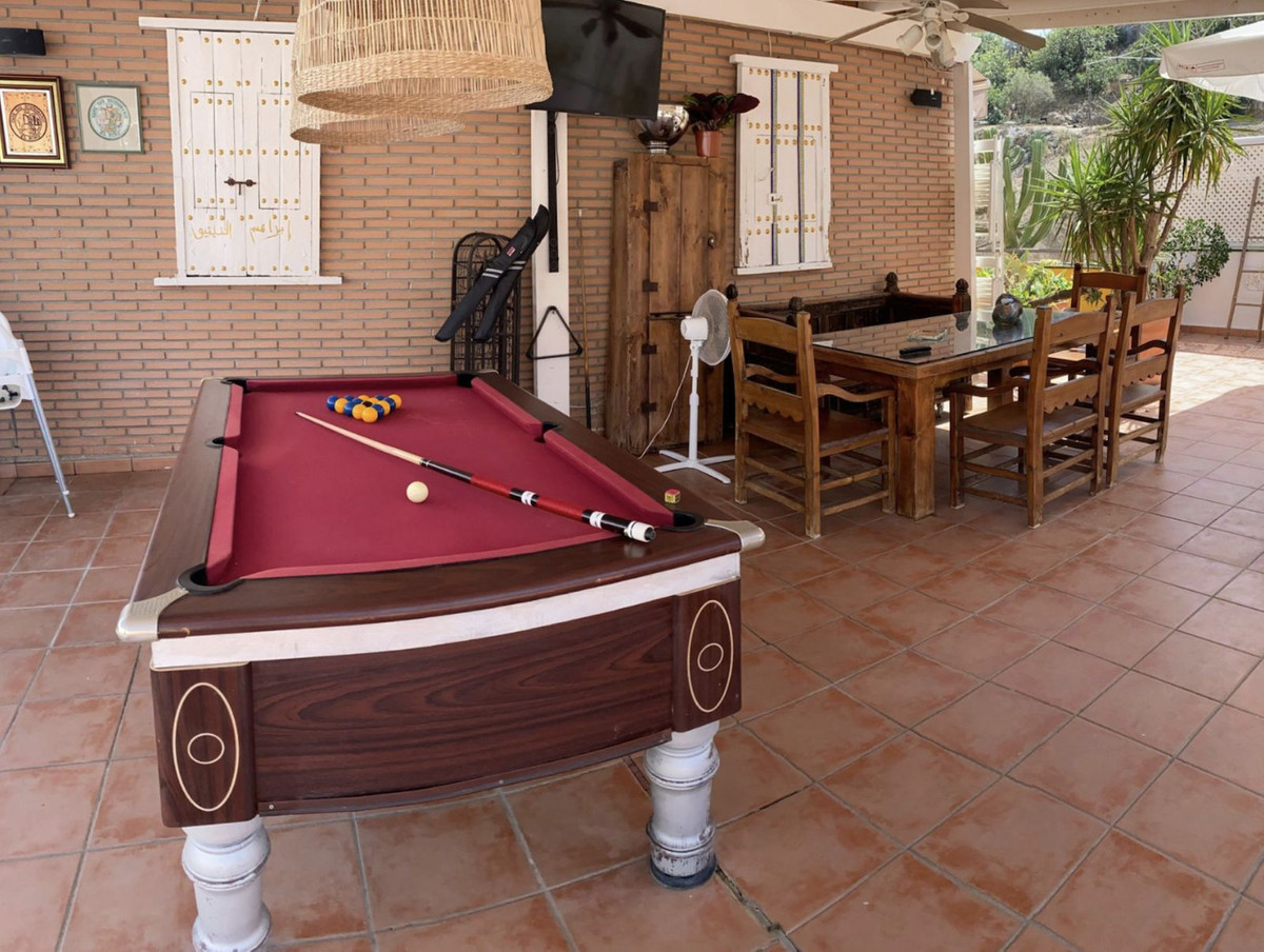 Penthouse te koop in Nerja | 2 slaapkamers H5481577