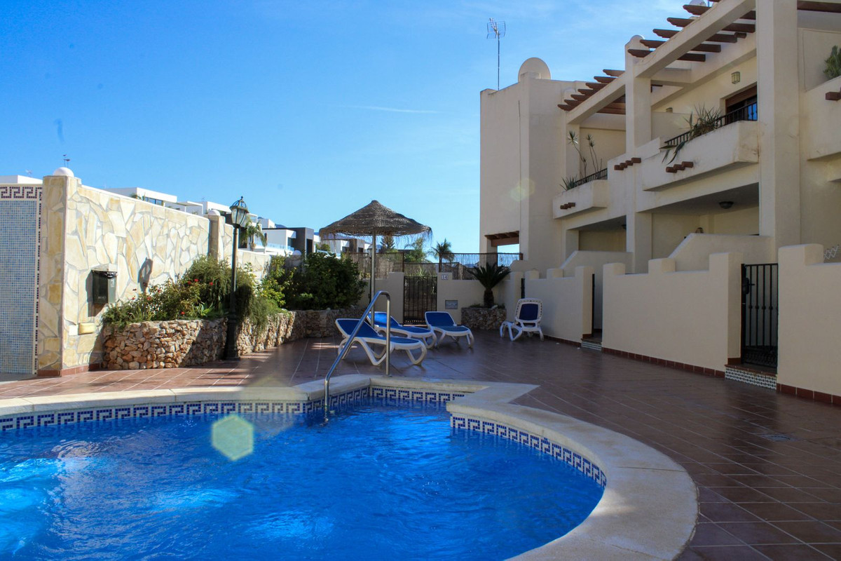 Geschakelde Woning te koop in Nerja | 3 slaapkamers H5525077
