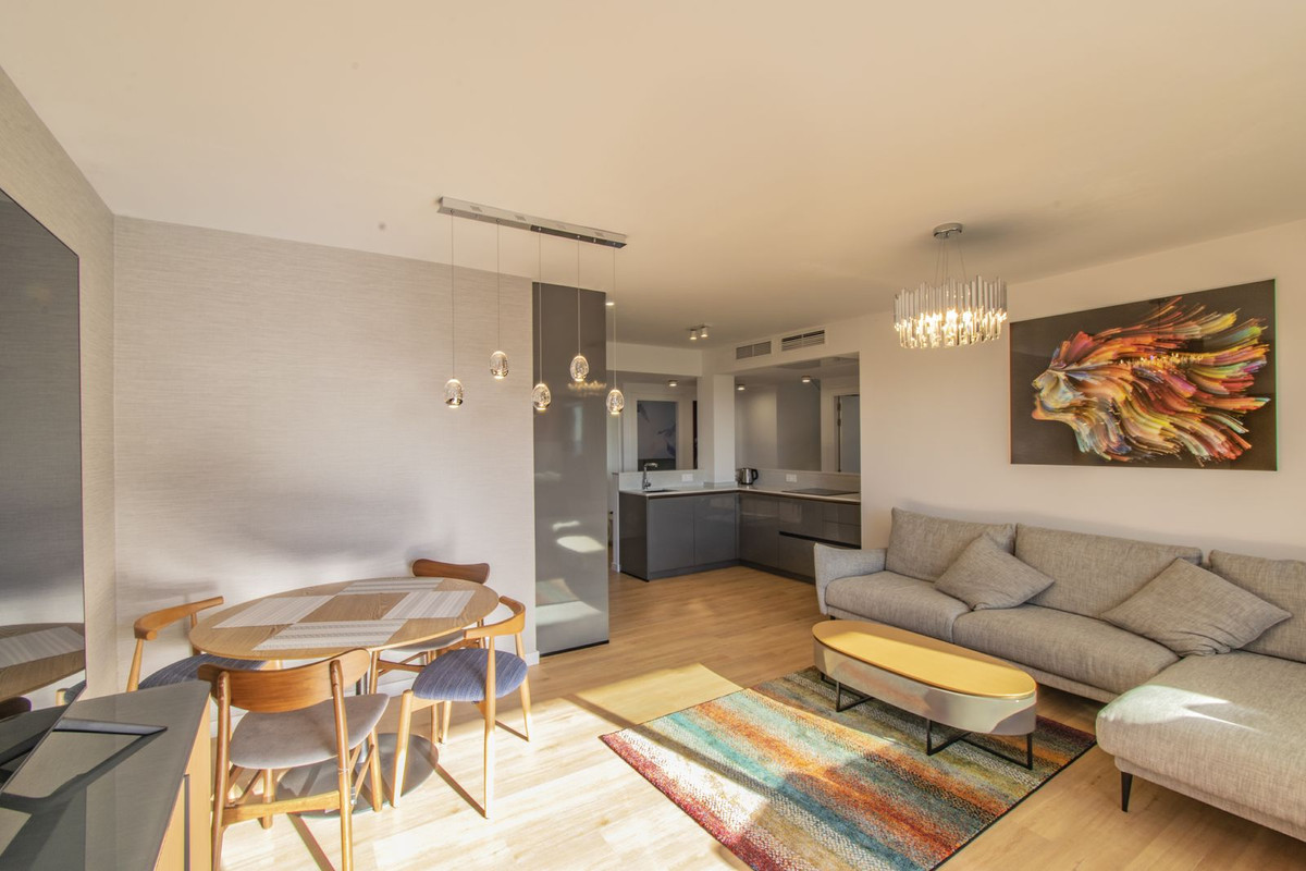 Penthouse in New Golden Mile-13