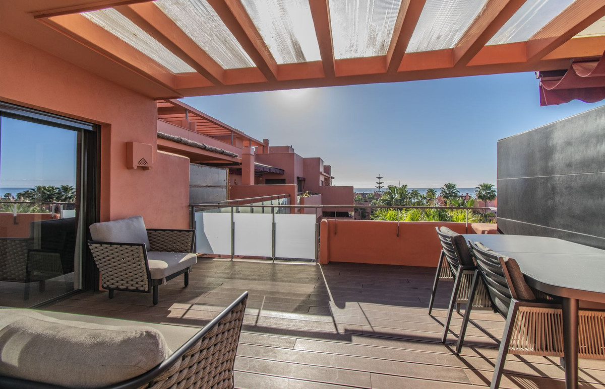 Penthouse in New Golden Mile-22