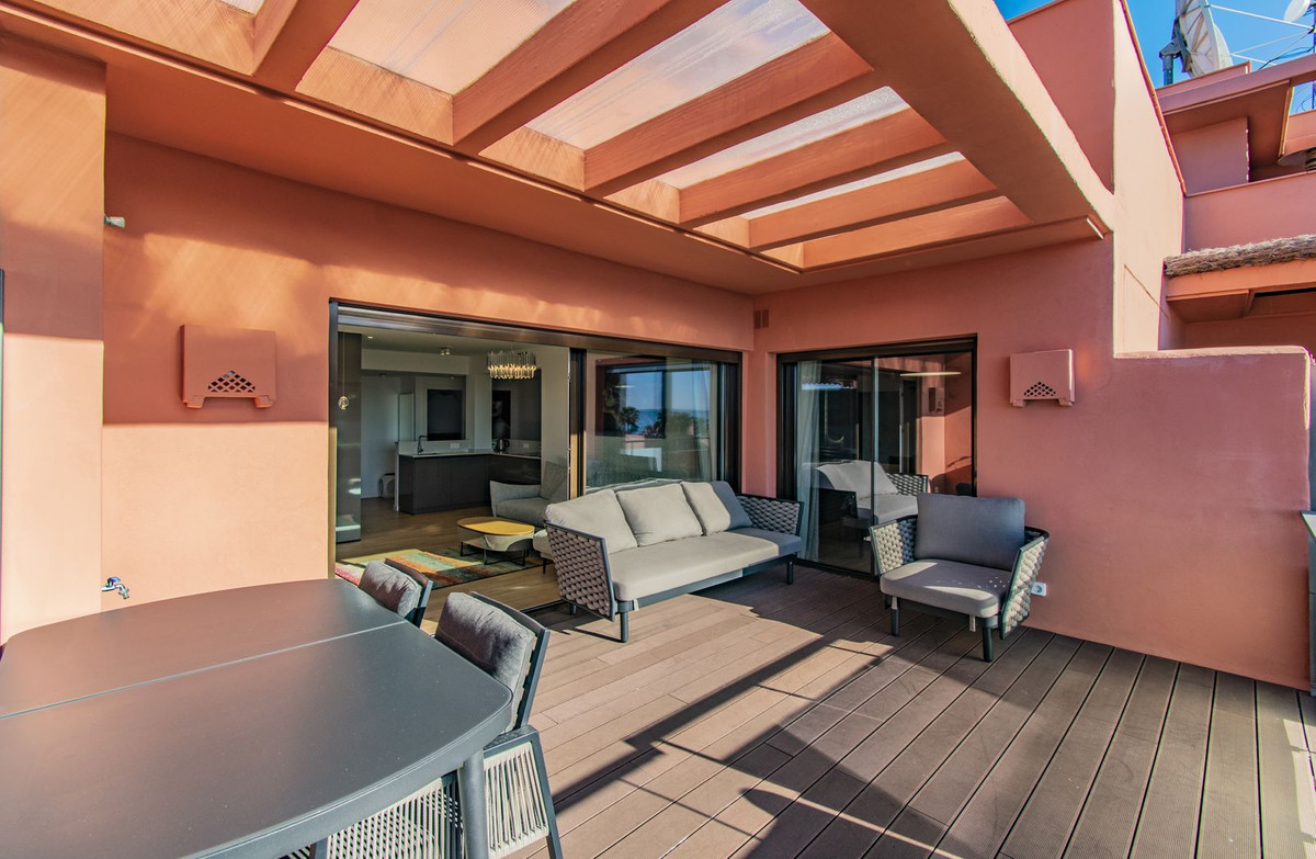 Penthouse in New Golden Mile-29