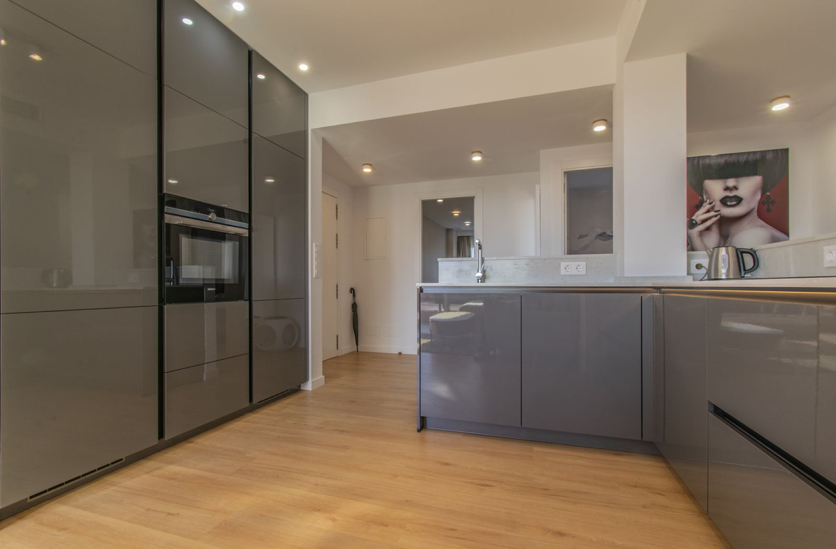 Penthouse in New Golden Mile-36