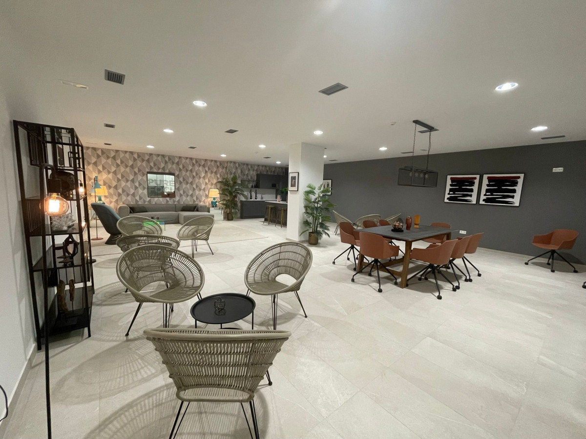 Tussenverdieping Appartement in New Golden Mile-16