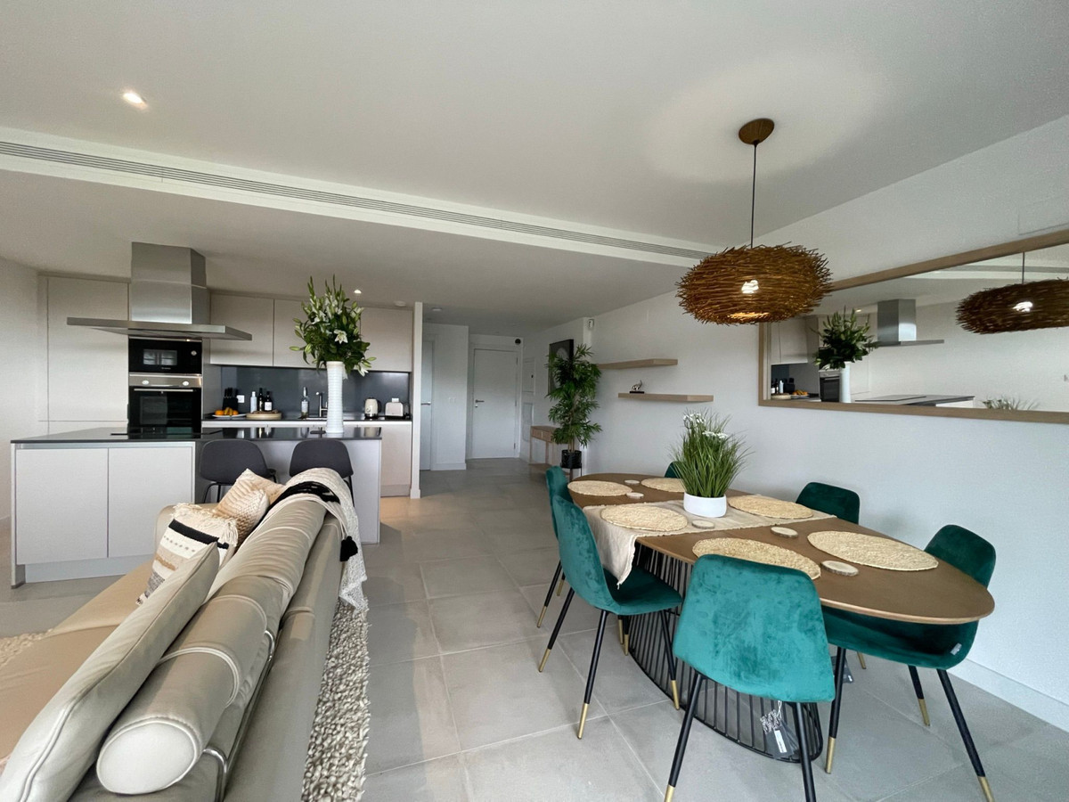 Tussenverdieping Appartement in New Golden Mile-3