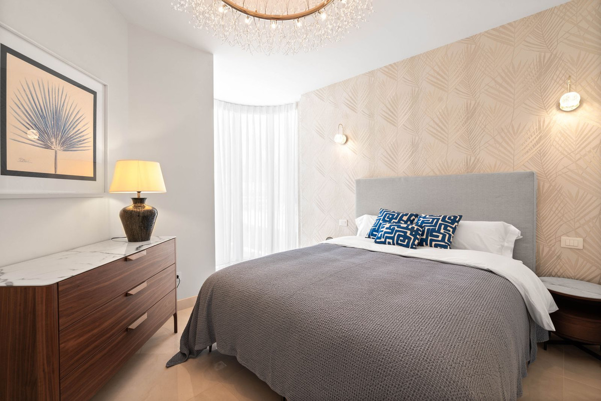 Tussenverdieping Appartement in New Golden Mile-12