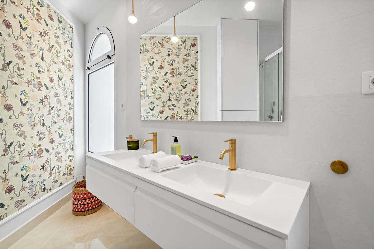 Tussenverdieping Appartement in New Golden Mile-14