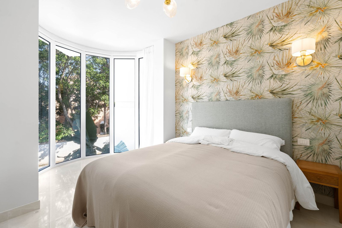 Tussenverdieping Appartement in New Golden Mile-16