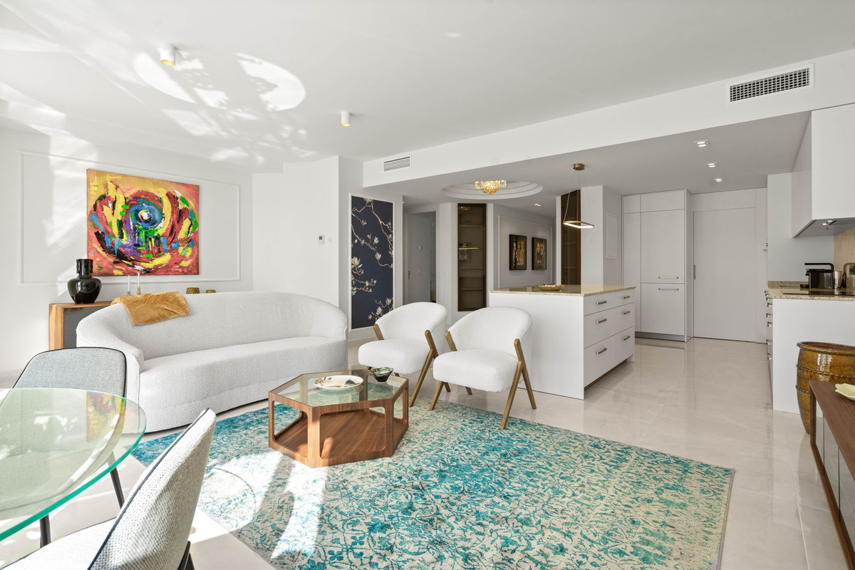 Tussenverdieping Appartement in New Golden Mile-9