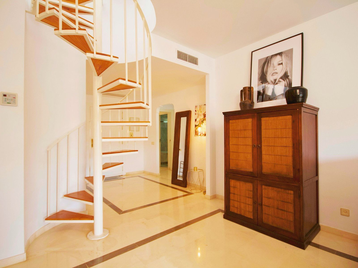 Penthouse Duplex in El Presidente-11
