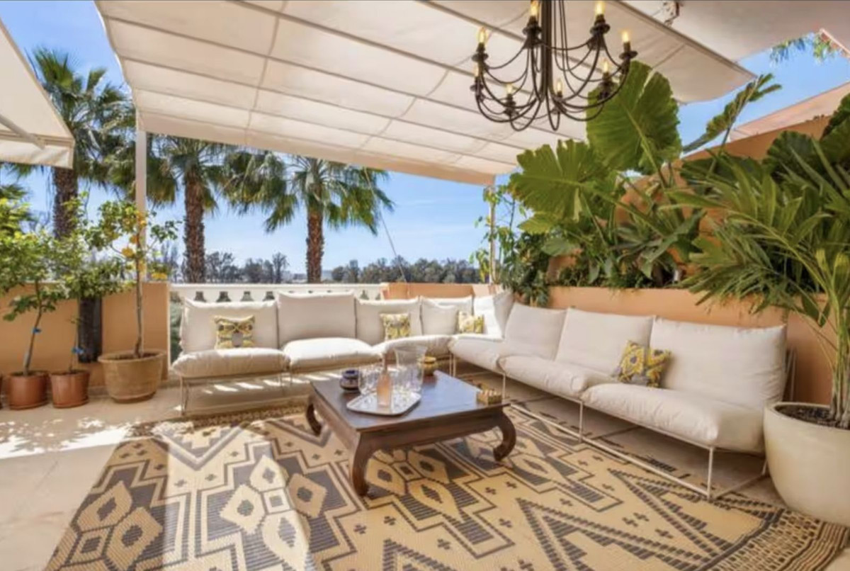 Penthouse in New Golden Mile-14