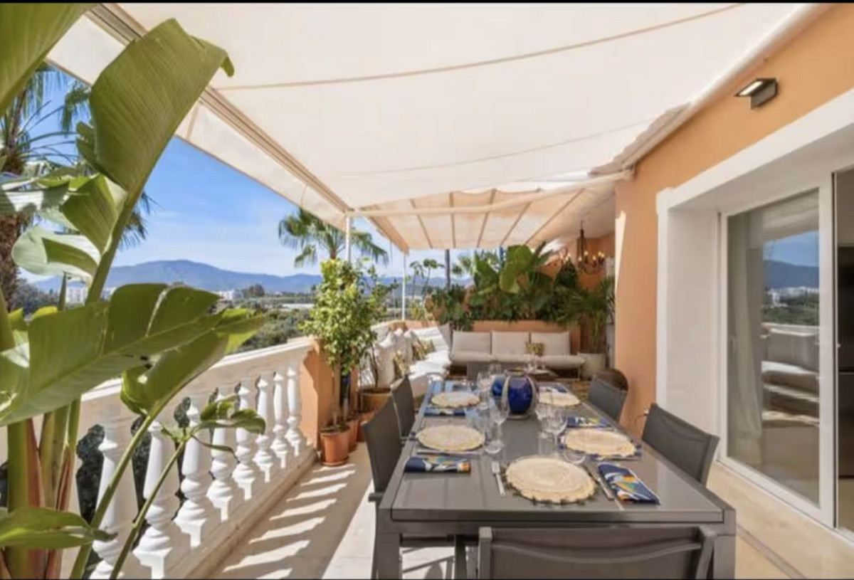 Penthouse in New Golden Mile-18