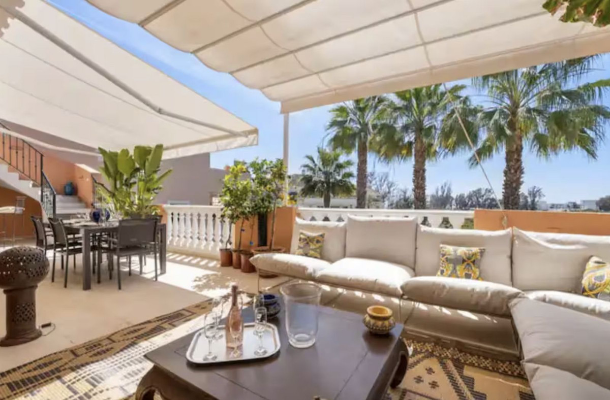 Penthouse in New Golden Mile-19