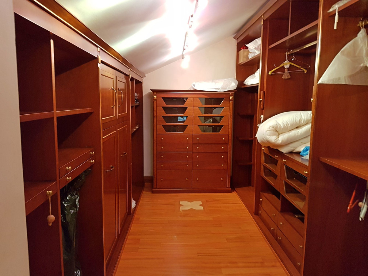 Property main view 40