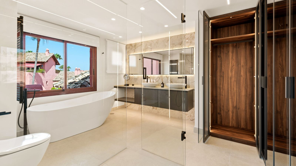 Property main view 46