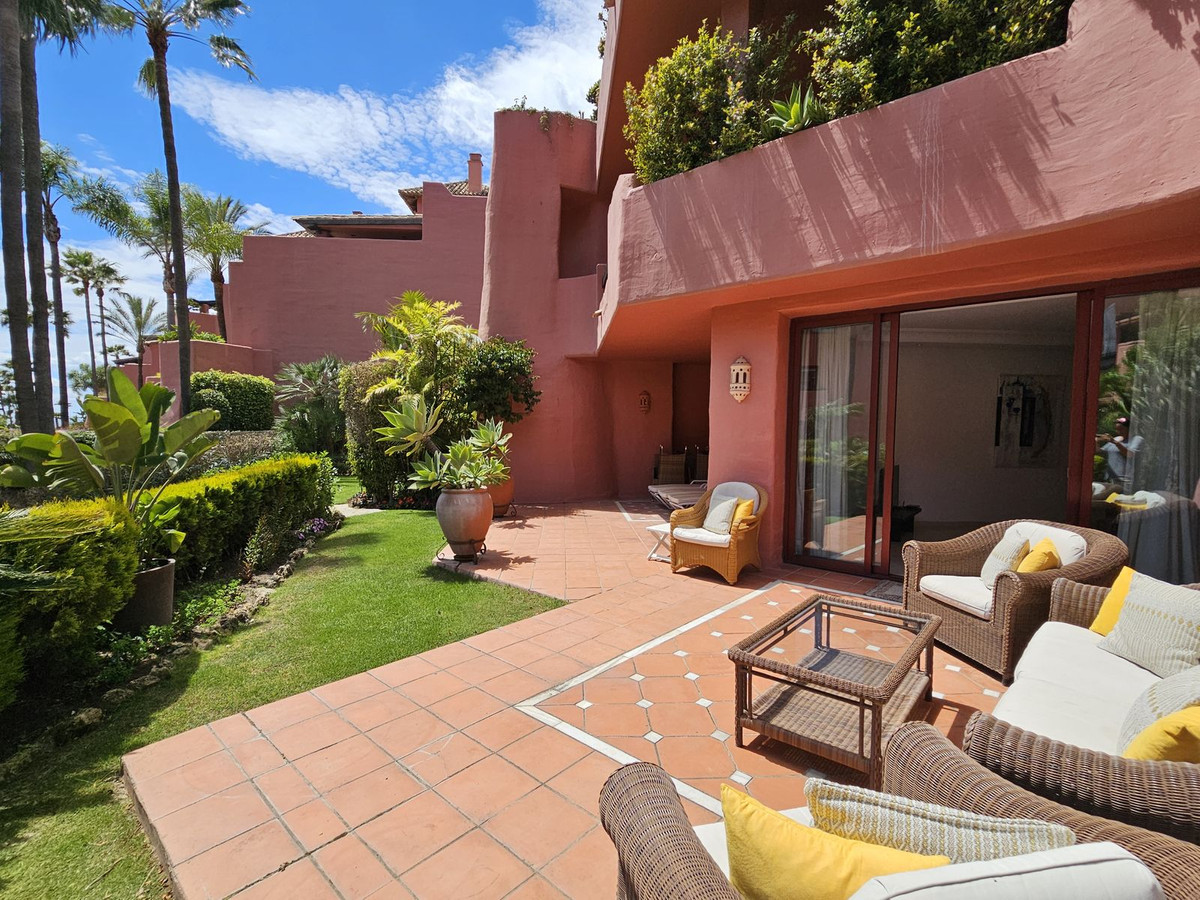 Appartement te koop in New Golden Mile | 3 slaapkamers H5007925