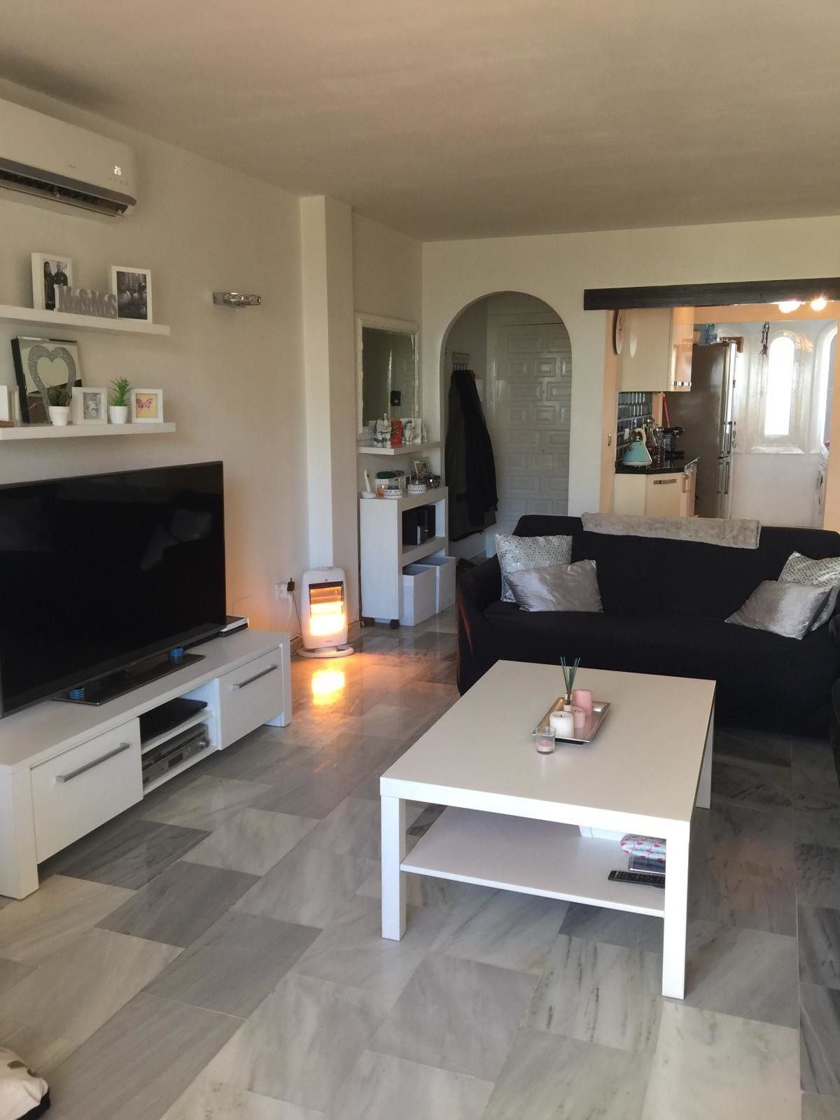 Begane grond appartement in New Golden Mile-3