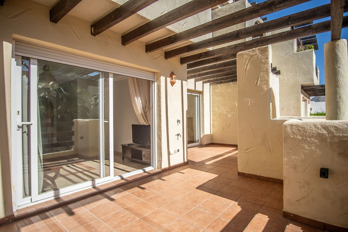 Tussenverdieping Appartement in New Golden Mile-20