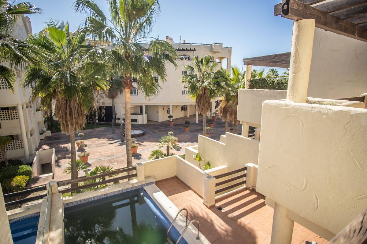 Tussenverdieping Appartement in New Golden Mile-21