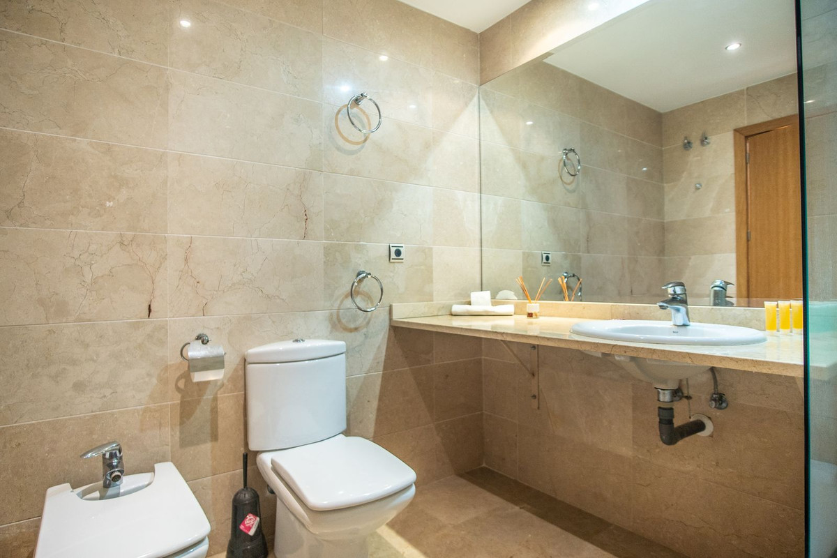 Tussenverdieping Appartement in New Golden Mile-9