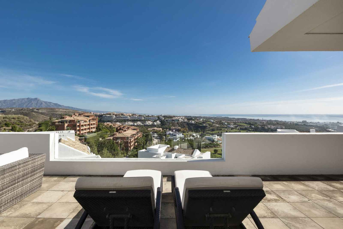 Penthouse in New Golden Mile-5