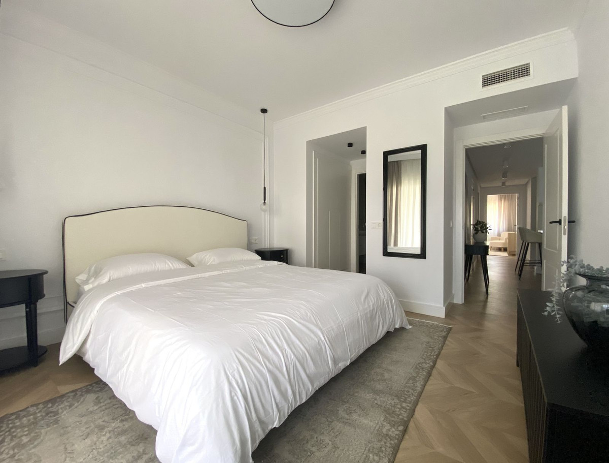 Begane grond appartement in New Golden Mile-12