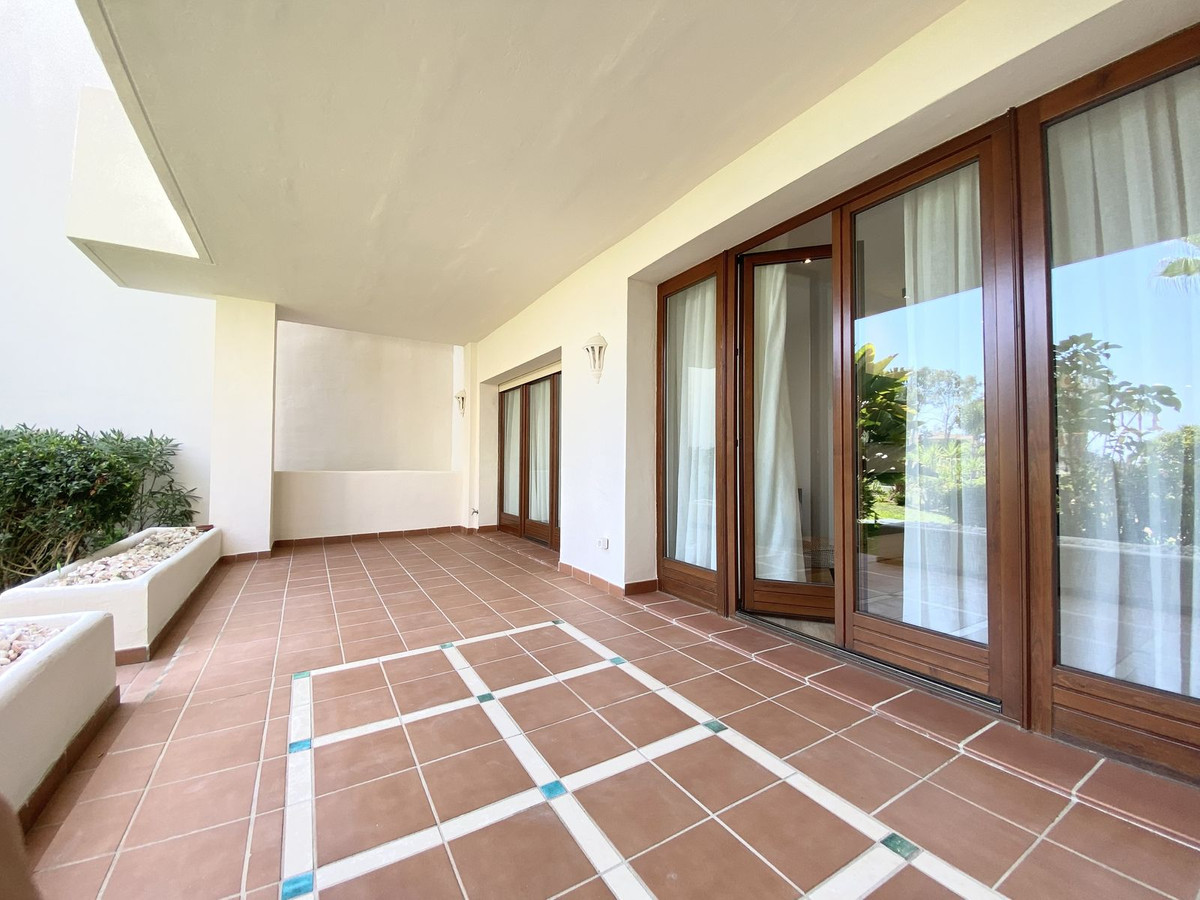 Begane grond appartement in New Golden Mile-20