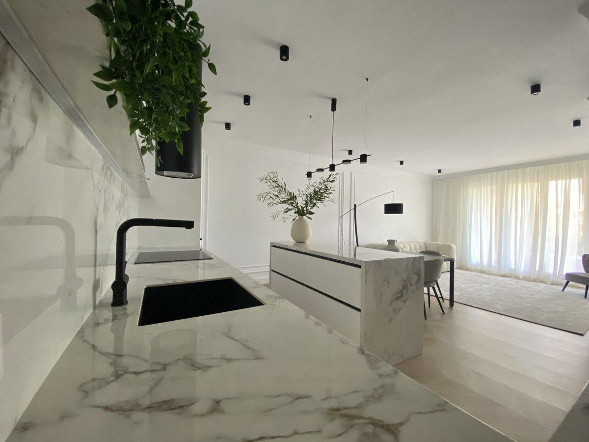 Begane grond appartement in New Golden Mile-8