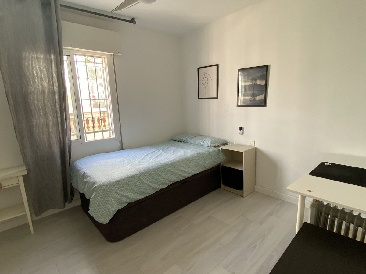 Tussenverdieping Appartement in New Golden Mile-15