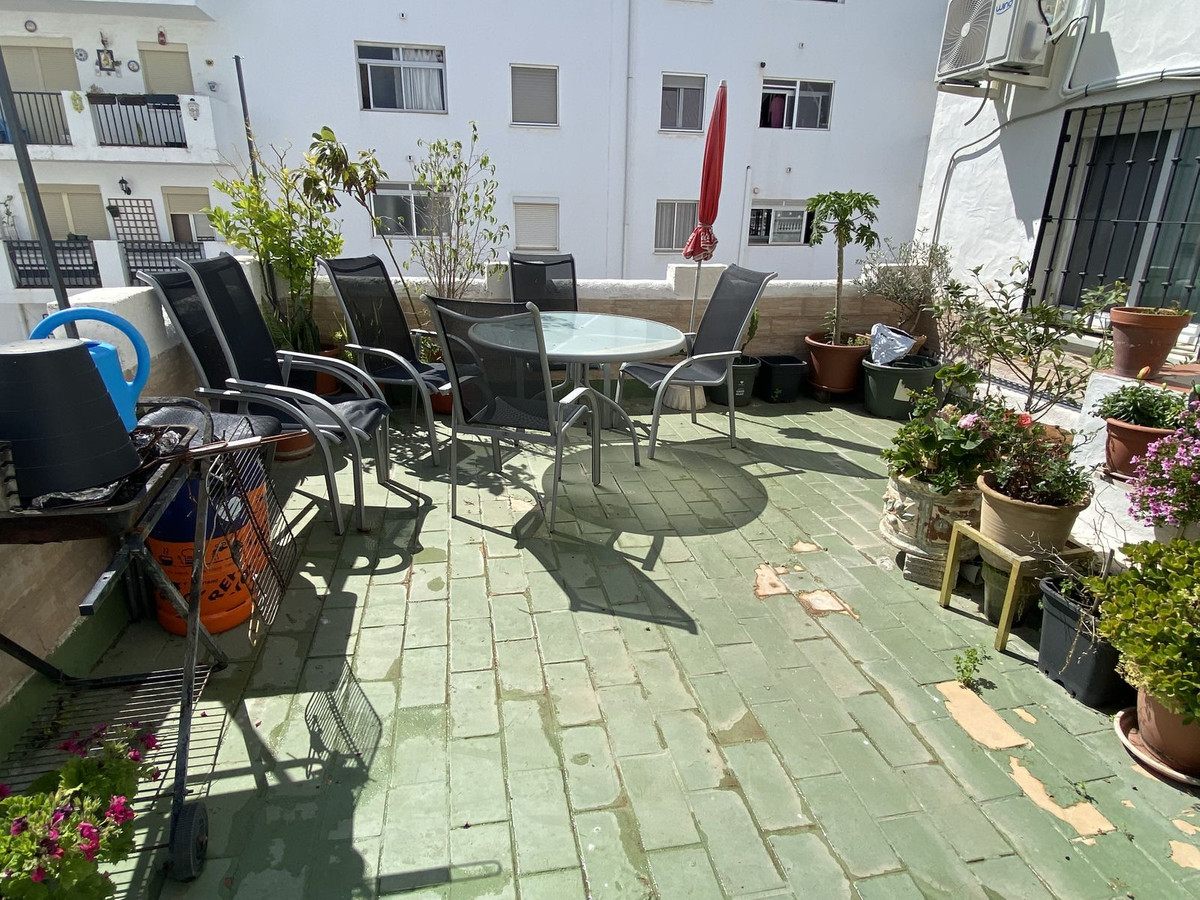 Tussenverdieping Appartement in New Golden Mile-21